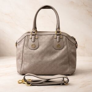 Authentic Gucci Guccissima Leather Taupe Beige Shoulder Bag  357-082725